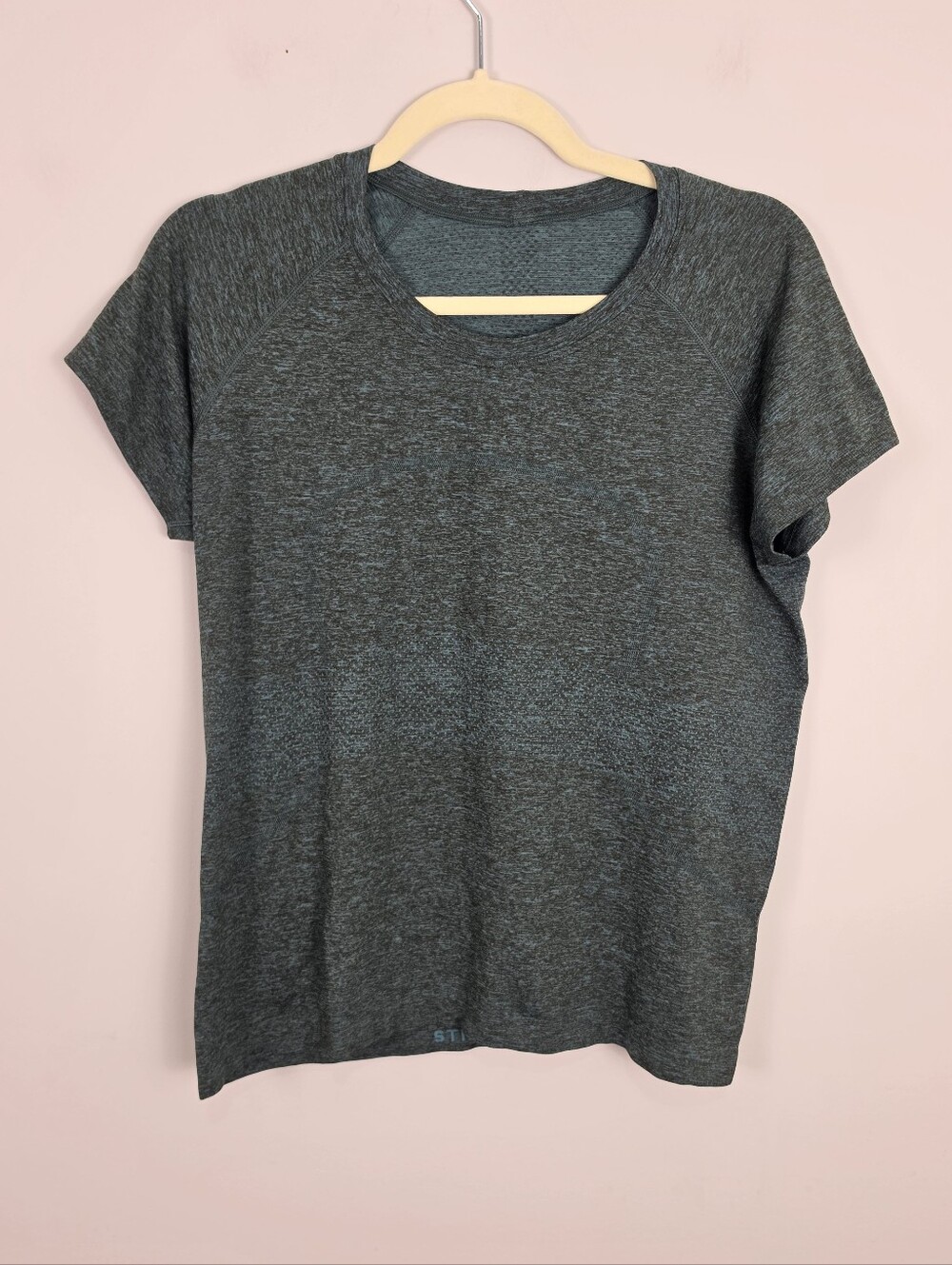 Lululemon Swiftly Tech Short Sleeve Shirt 2.0 Size 12